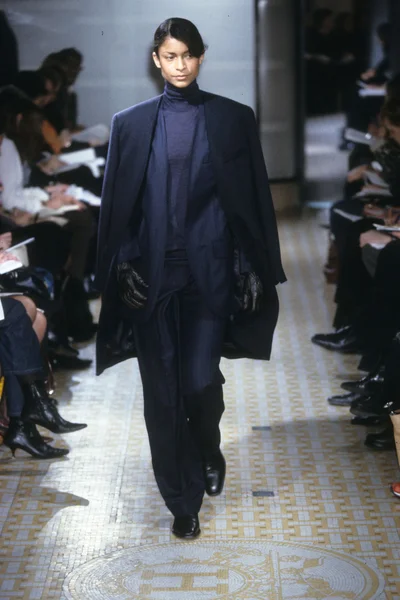 Look 22